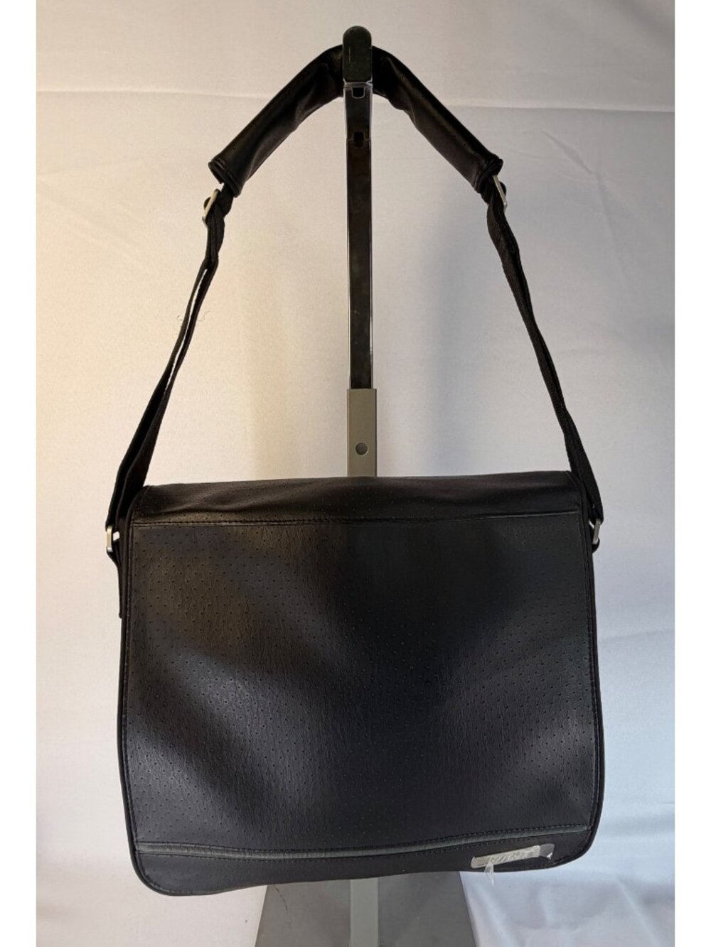 Bose Black Perforated Leather Messenger Bag Laptop Shoulder Case Work Travel